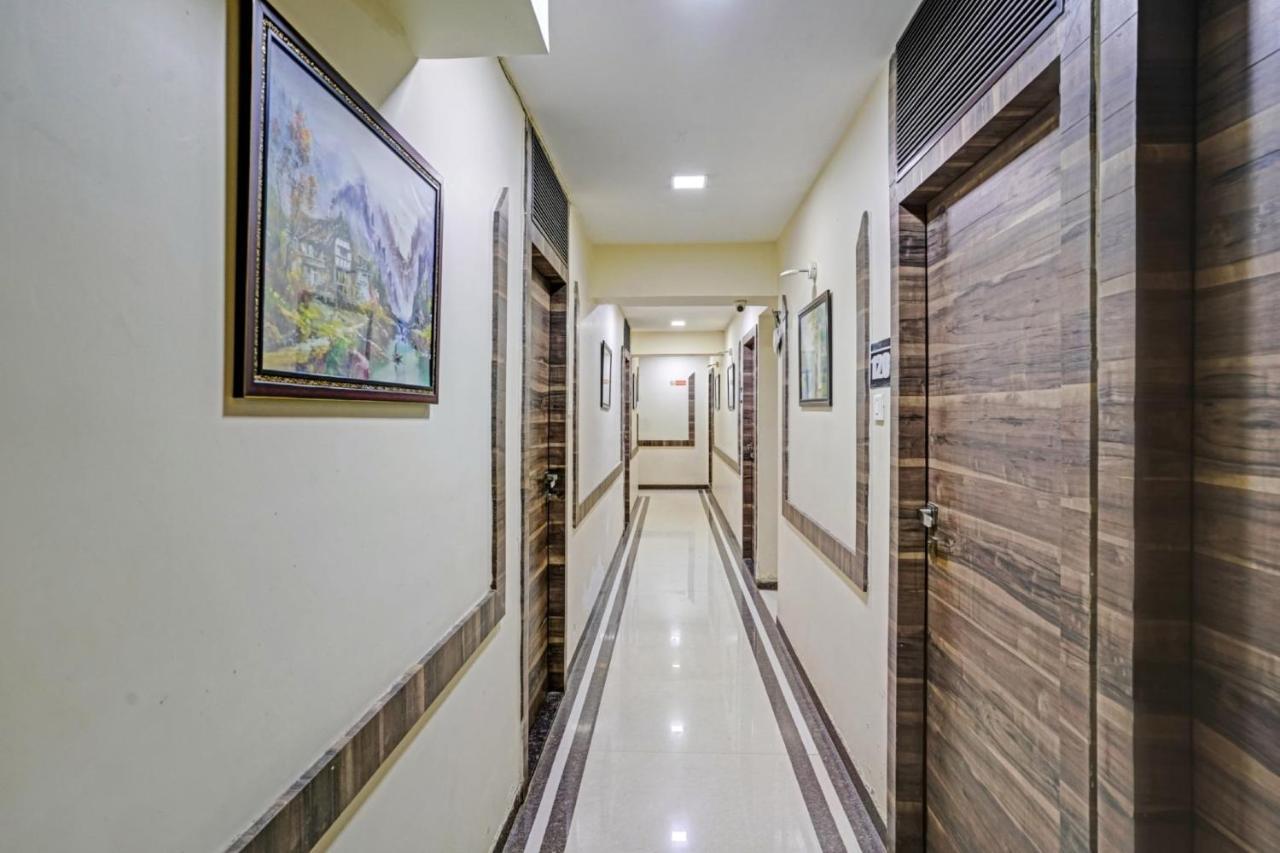 Pop 81030D Hotel Crystal Park Jogeshwari Мумбаї Екстер'єр фото