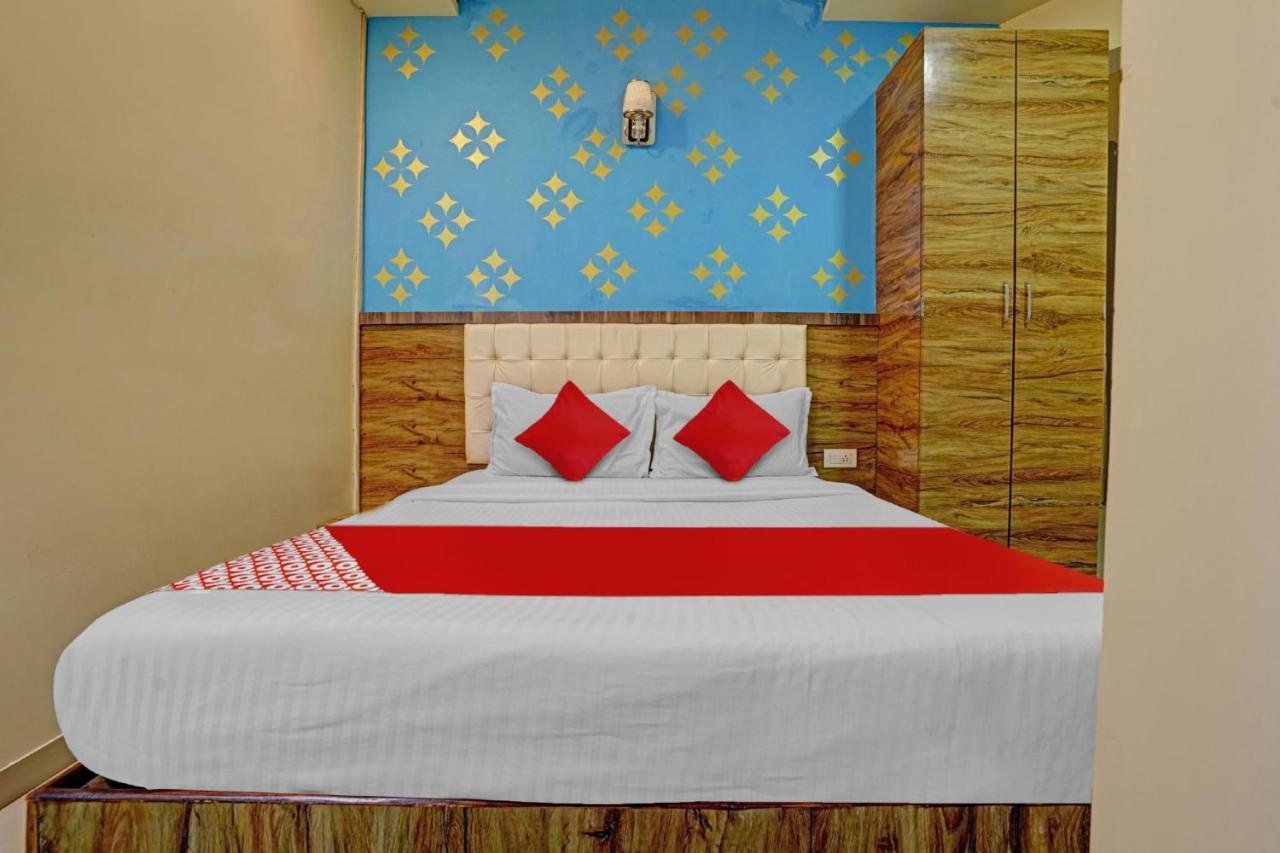 Pop 81030D Hotel Crystal Park Jogeshwari Мумбаї Екстер'єр фото